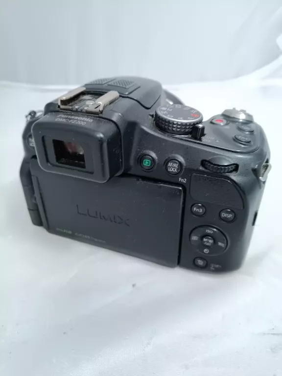 aparat-panasonic-lumix-dmc-fz200-zoom-optyczny-2400