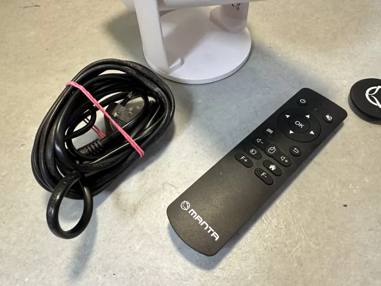 projektor-manta-pma202a24-stan-11323-2