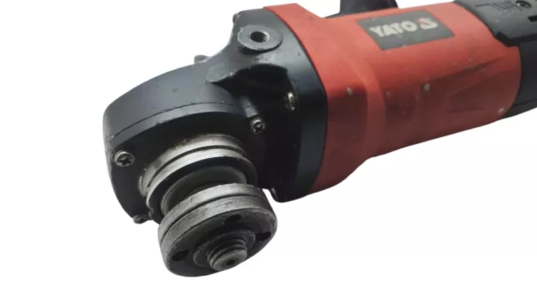 szlifierka-katowa-yato-yt-82099-stan-11323-2