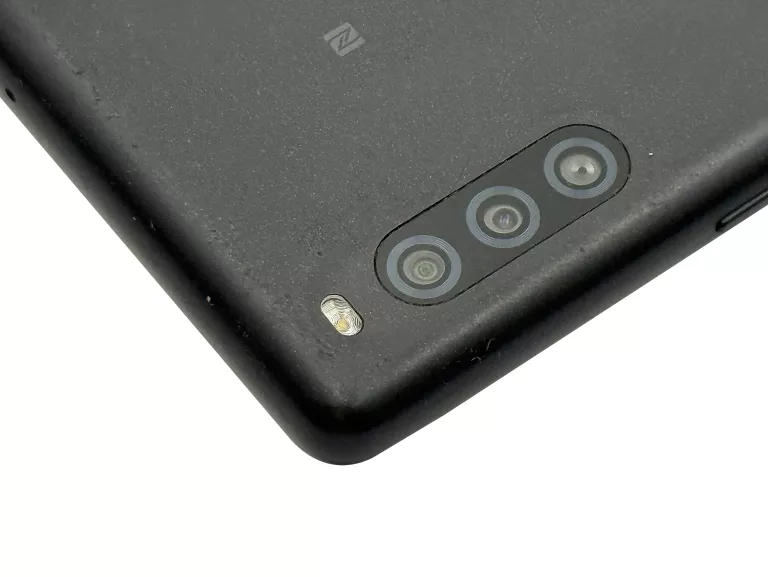 telefon-sony-xperia-l4-xqad52m4beeac-364gb-62-3850mah-czarny-przekatna-ekranu-620