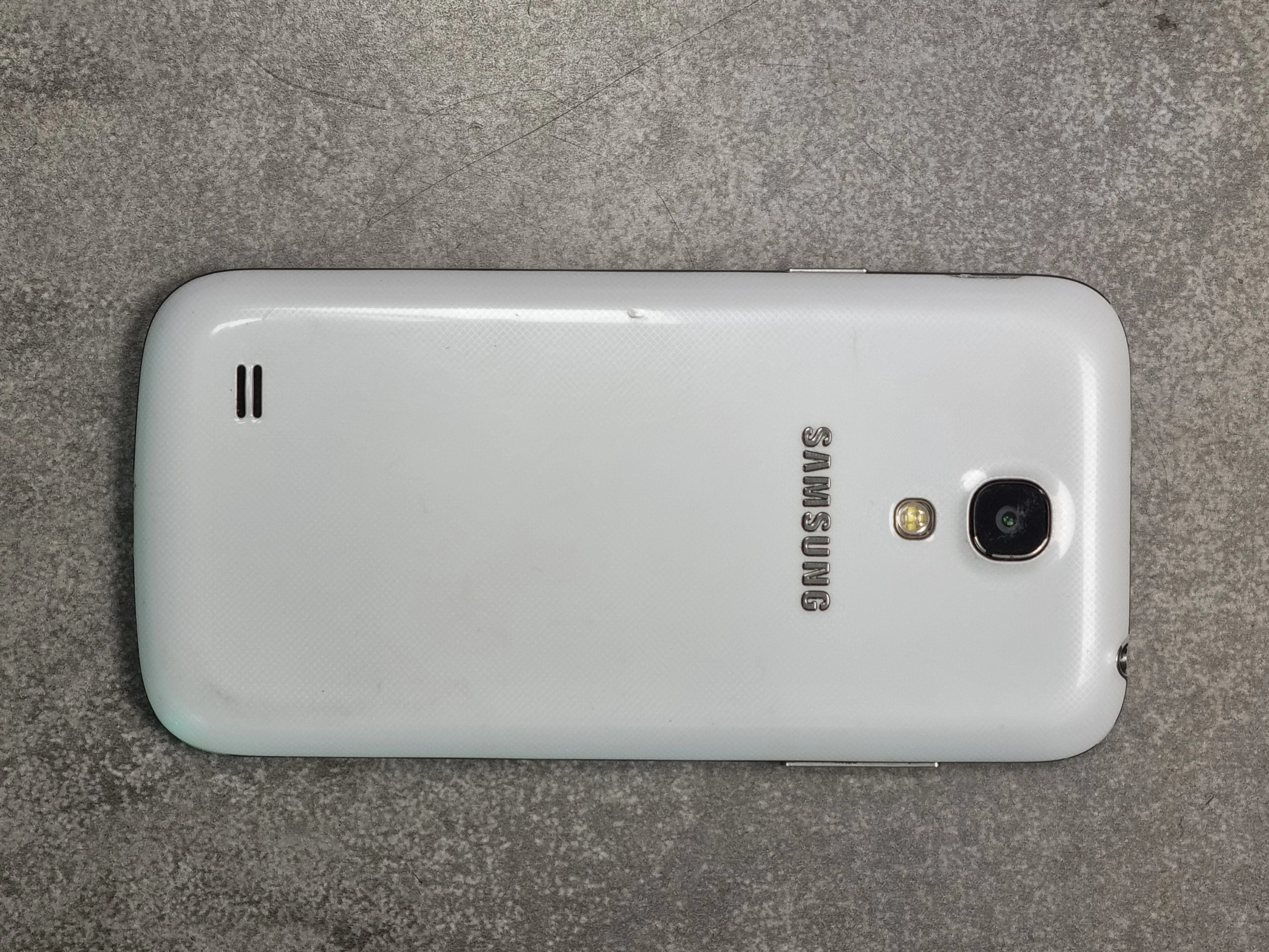telefon-samsung-s4-mini-8gb-and44-kod-producenta-gt-i9195