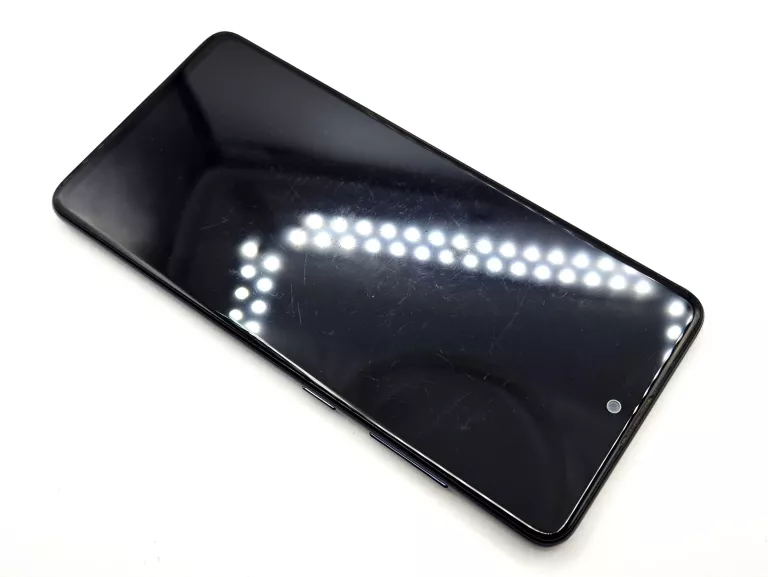 samsung-galaxy-a51-dual-sim-4-gb-128-gb-kod-producenta-sm-a515fzkveue