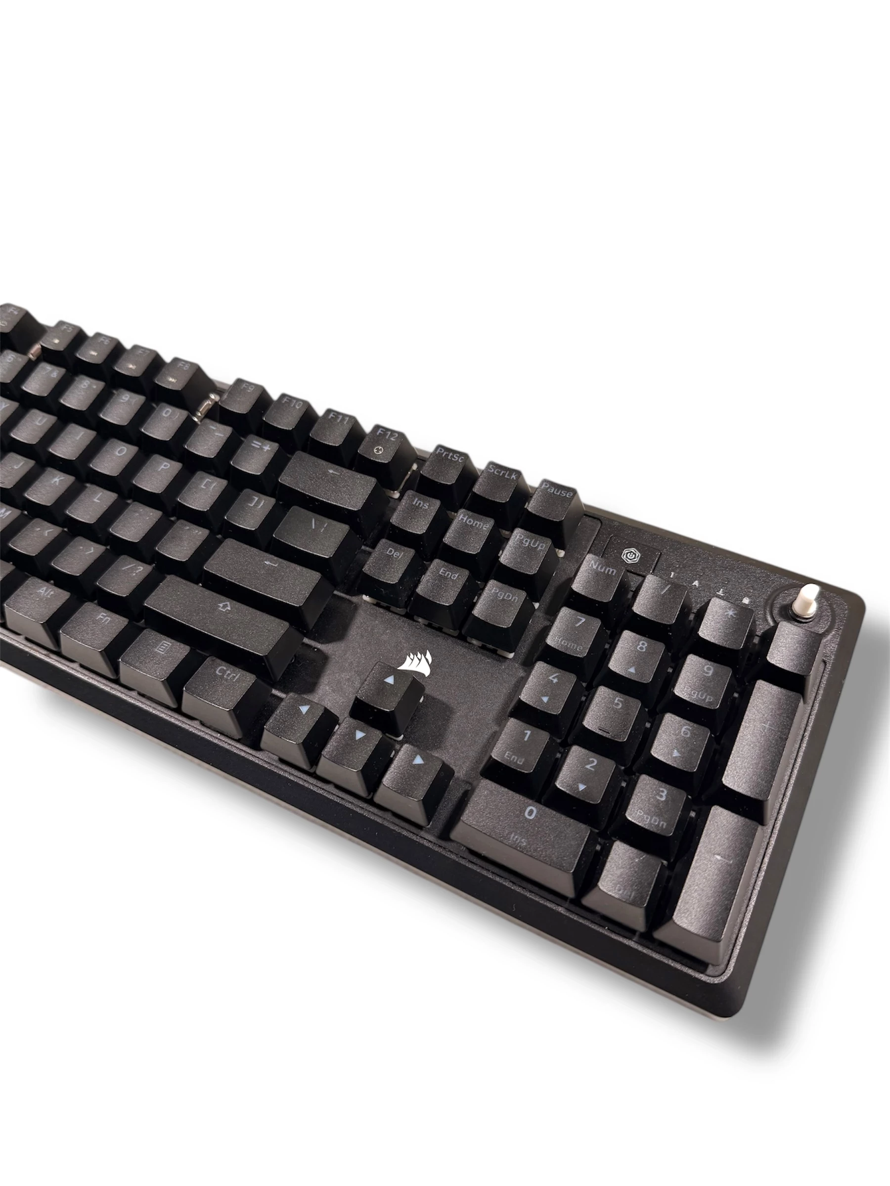 klawiatura-mechaniczna-corsair-k70-core-rgb-interfejs-1247-1