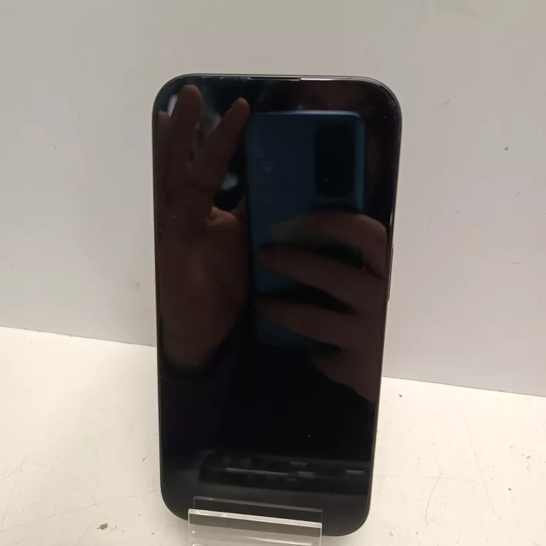 TELEFON IPHONE 16 256GB BATERIA 100%