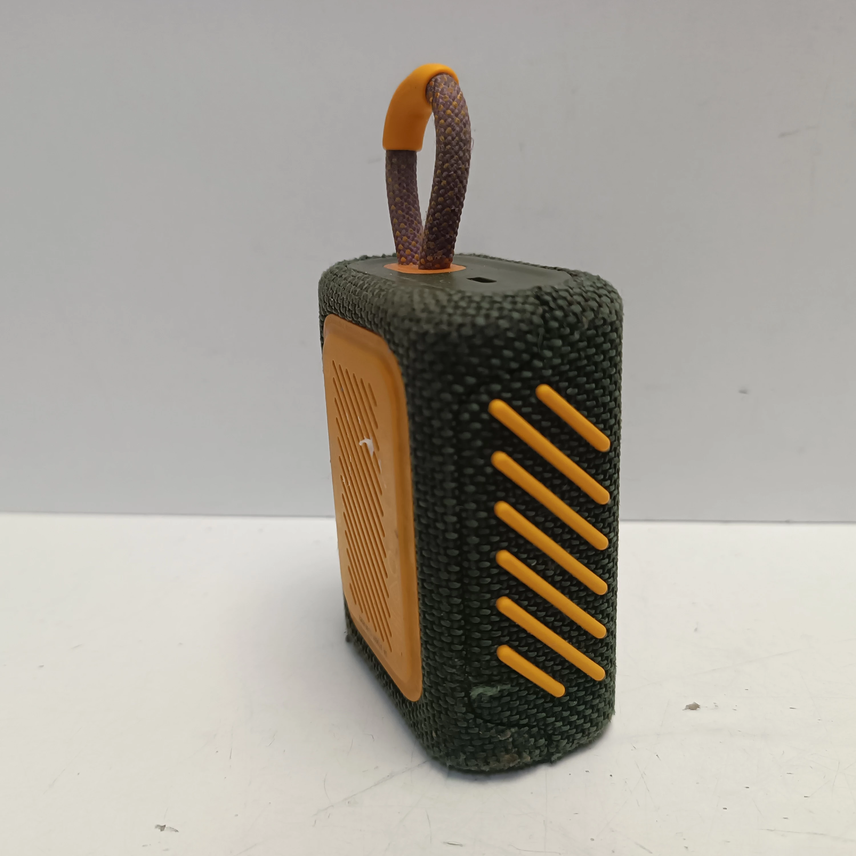 glosnik-bt-jbl-go-3-moc-420