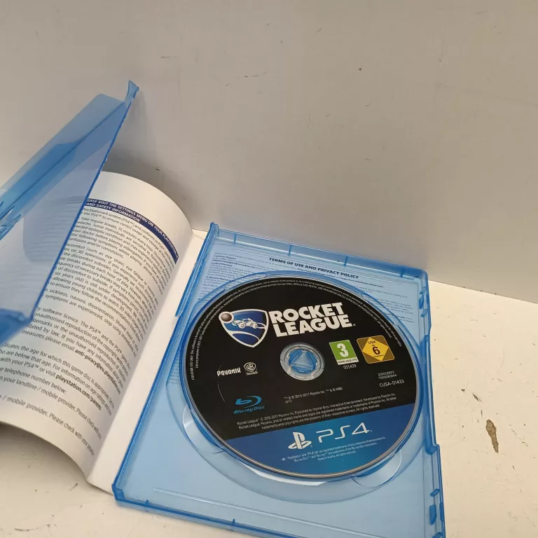 ROCKET LEAGUE PS4