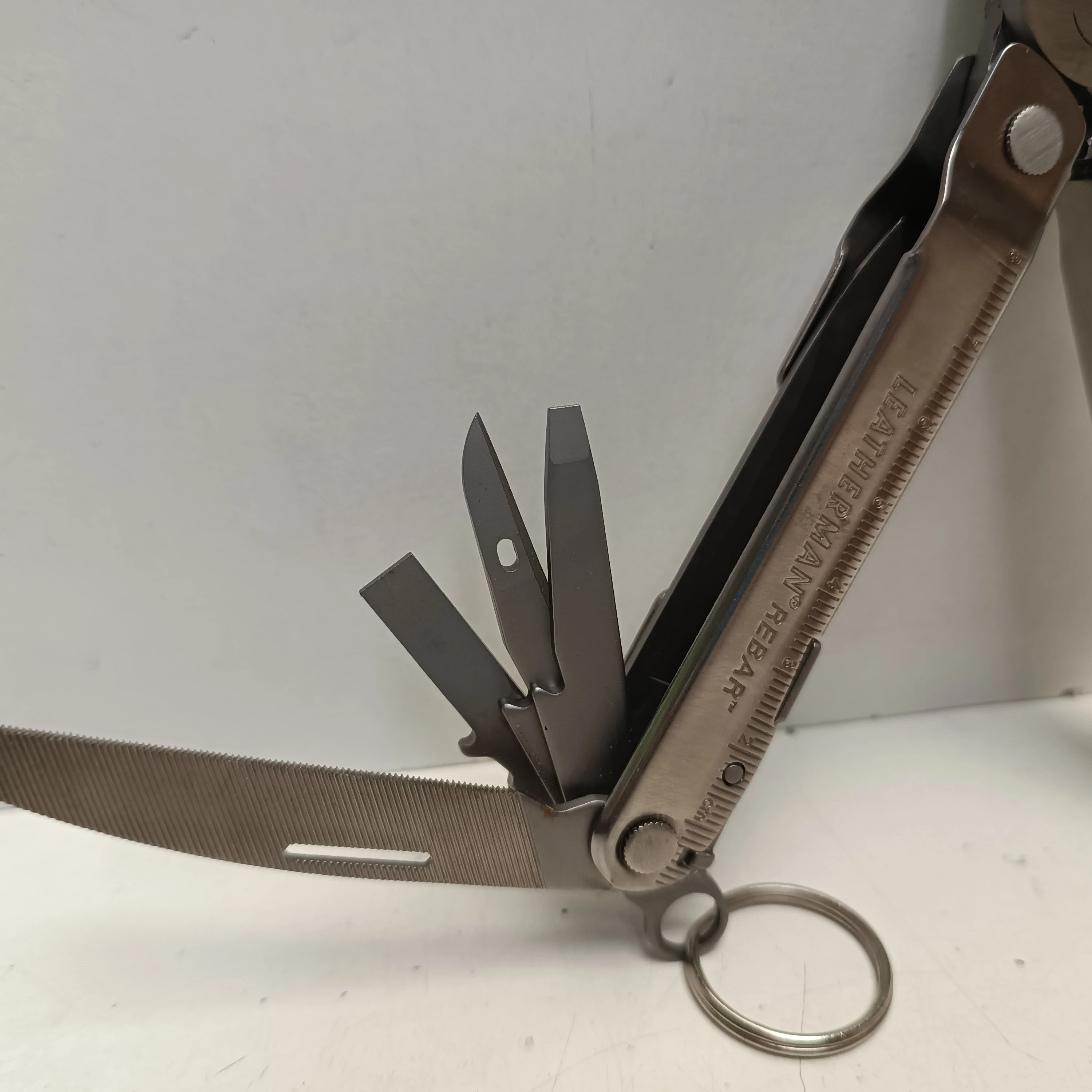 multitool-leatherman-17-w-1-kod-producenta-831557