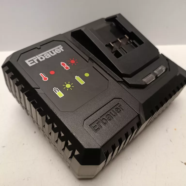 SZYBKA ŁADOWARKA ERBAUER EFC18-LI 6A EXT 18V 150W
