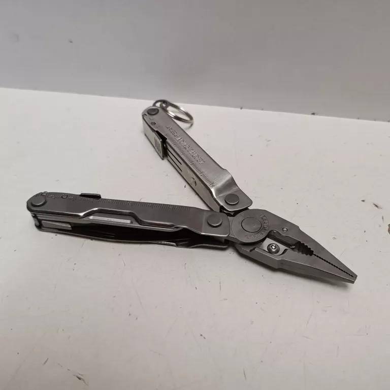 multitool-leatherman-17-w-1-model-rebar