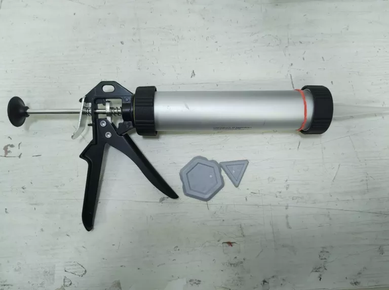 PISTOLET DO SILIKONU WORKZONE