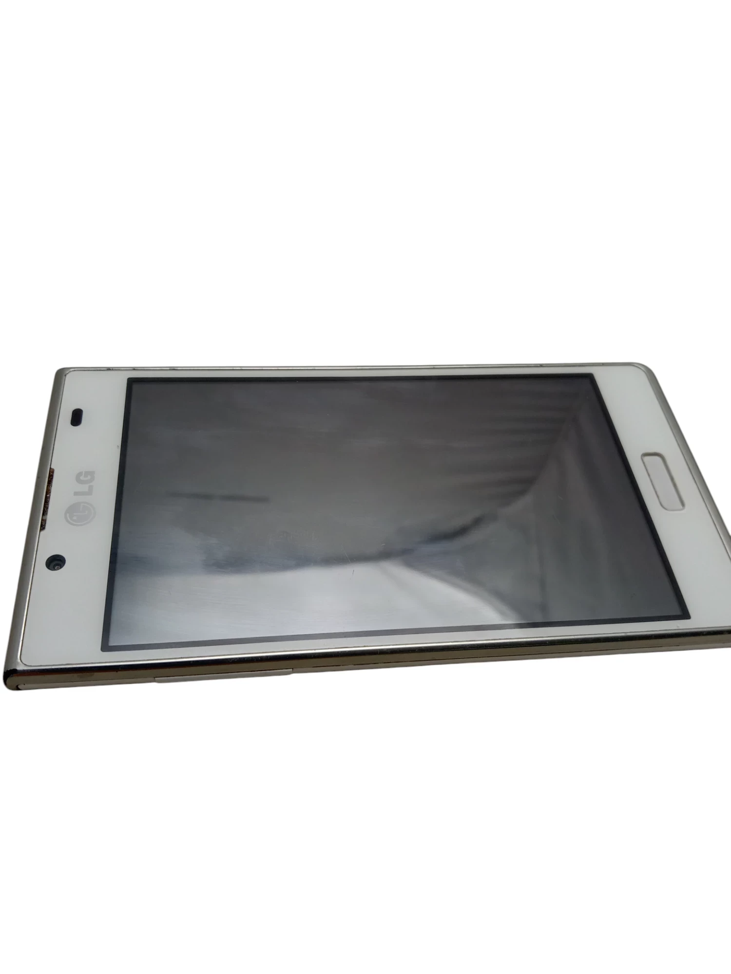 telefon-lg-vanir-p700-stan-11323-2