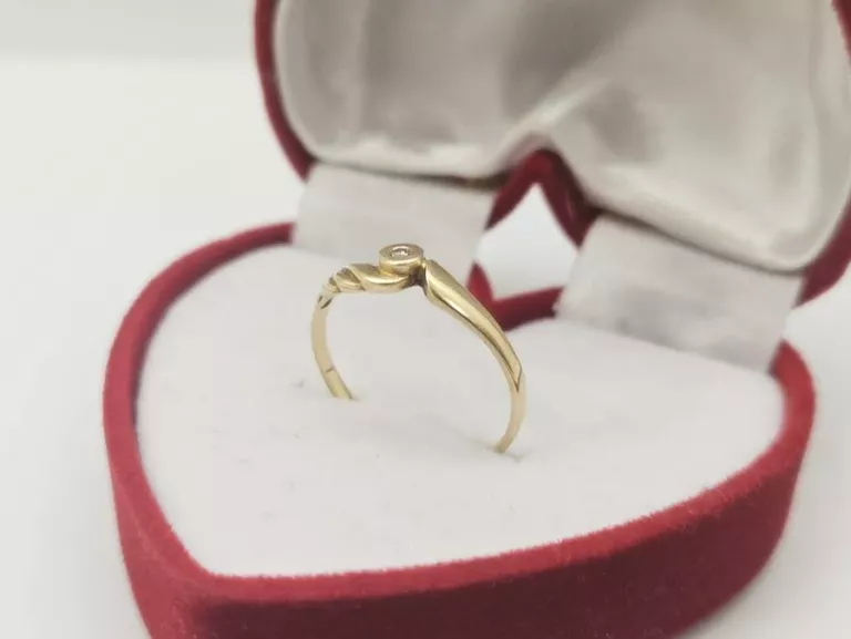 NIESPOTYKANY ZŁOTY PIERŚCIONEK 1,78G P.585 R.17