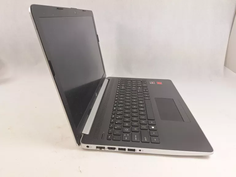 laptop-hp-15-db1068nw-156-r5-3500u-8gb-ram-512gb-przekatna-ekranu-1560
