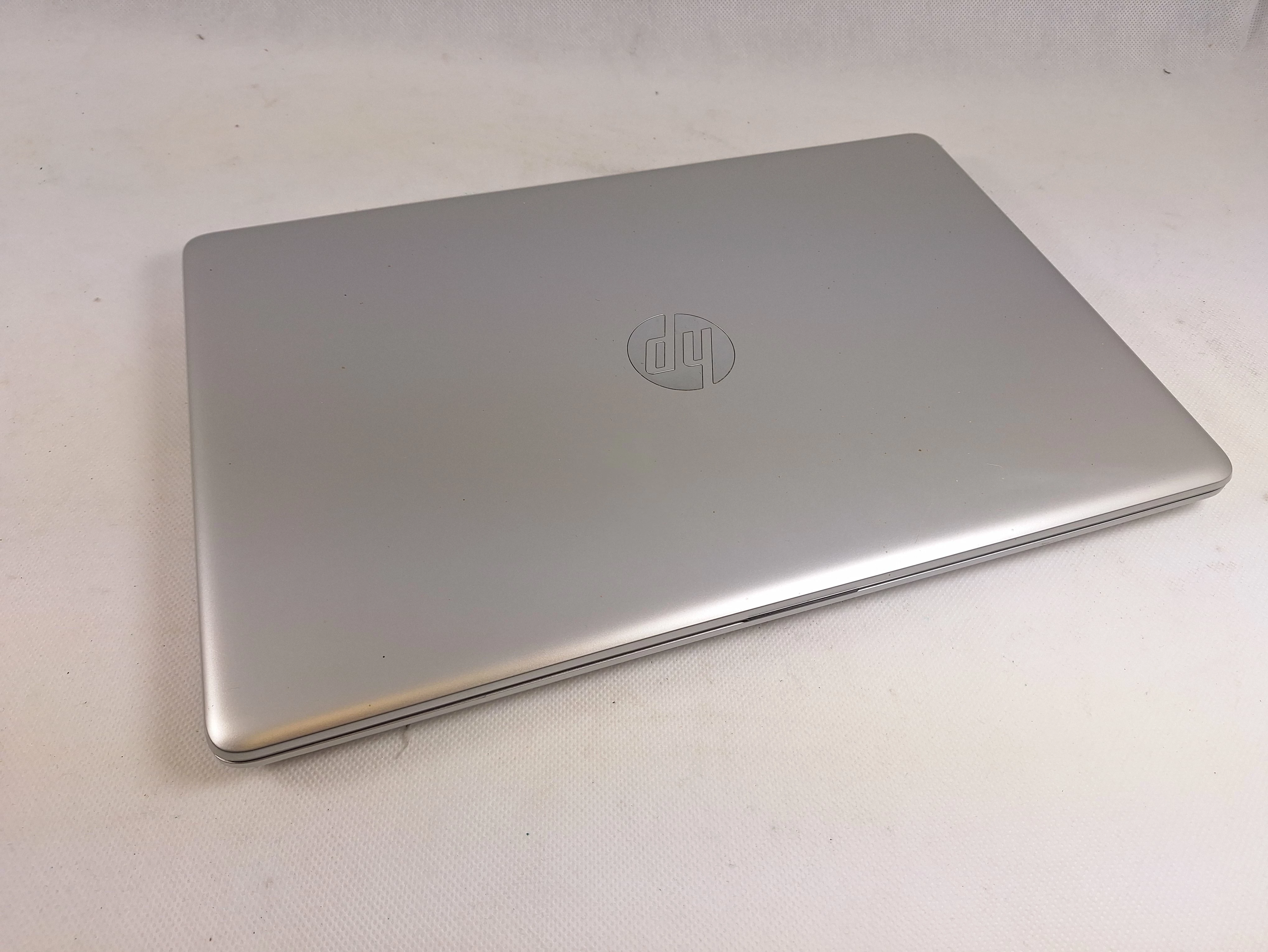 laptop-hp-15-db1068nw-156-r5-3500u-8gb-ram-512gb-kod-producenta-2k9j2ea