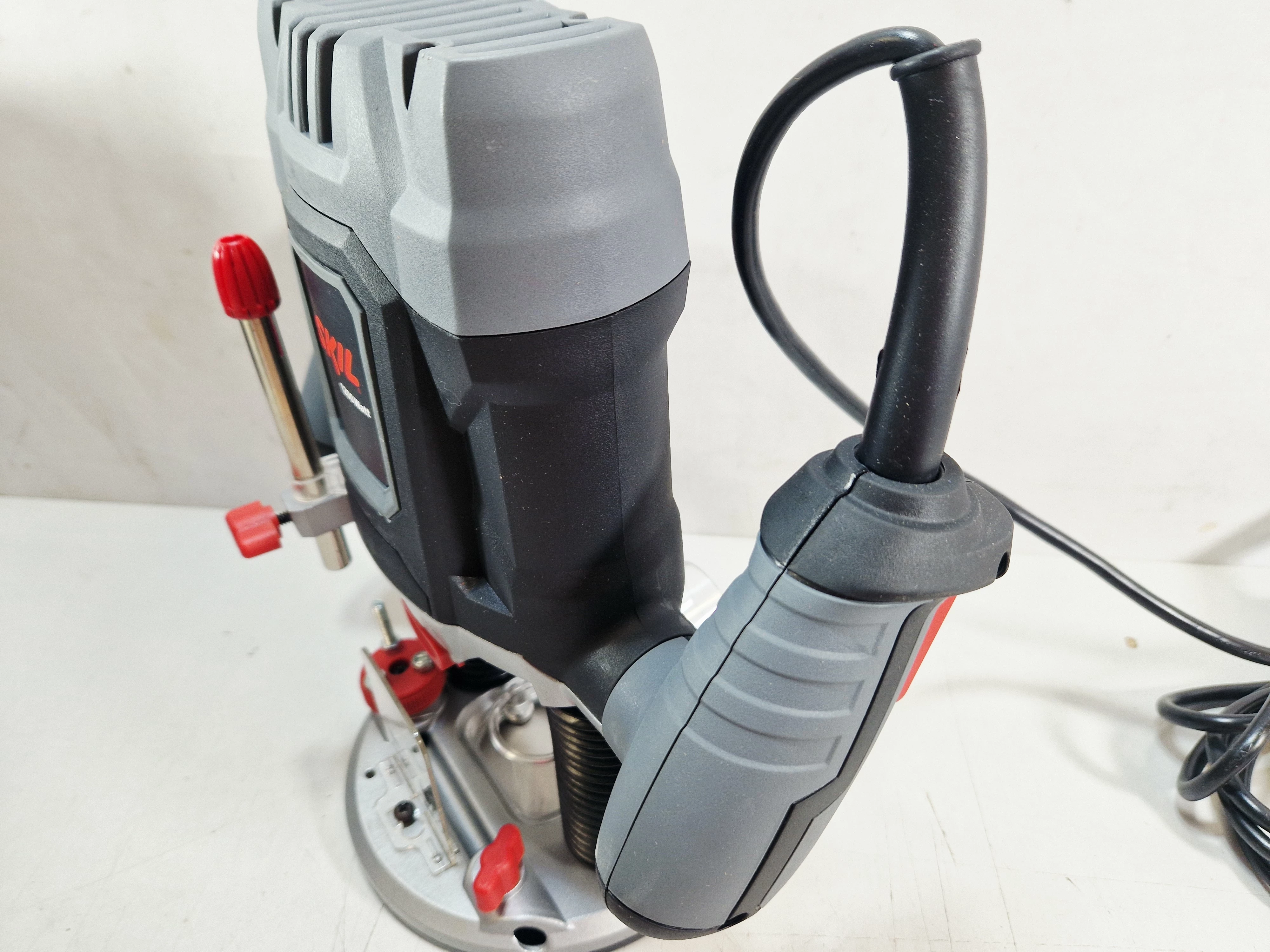 frezarka-gornowrzecionowa-skil-1200w-super-stan-zasilanie-209202-238306