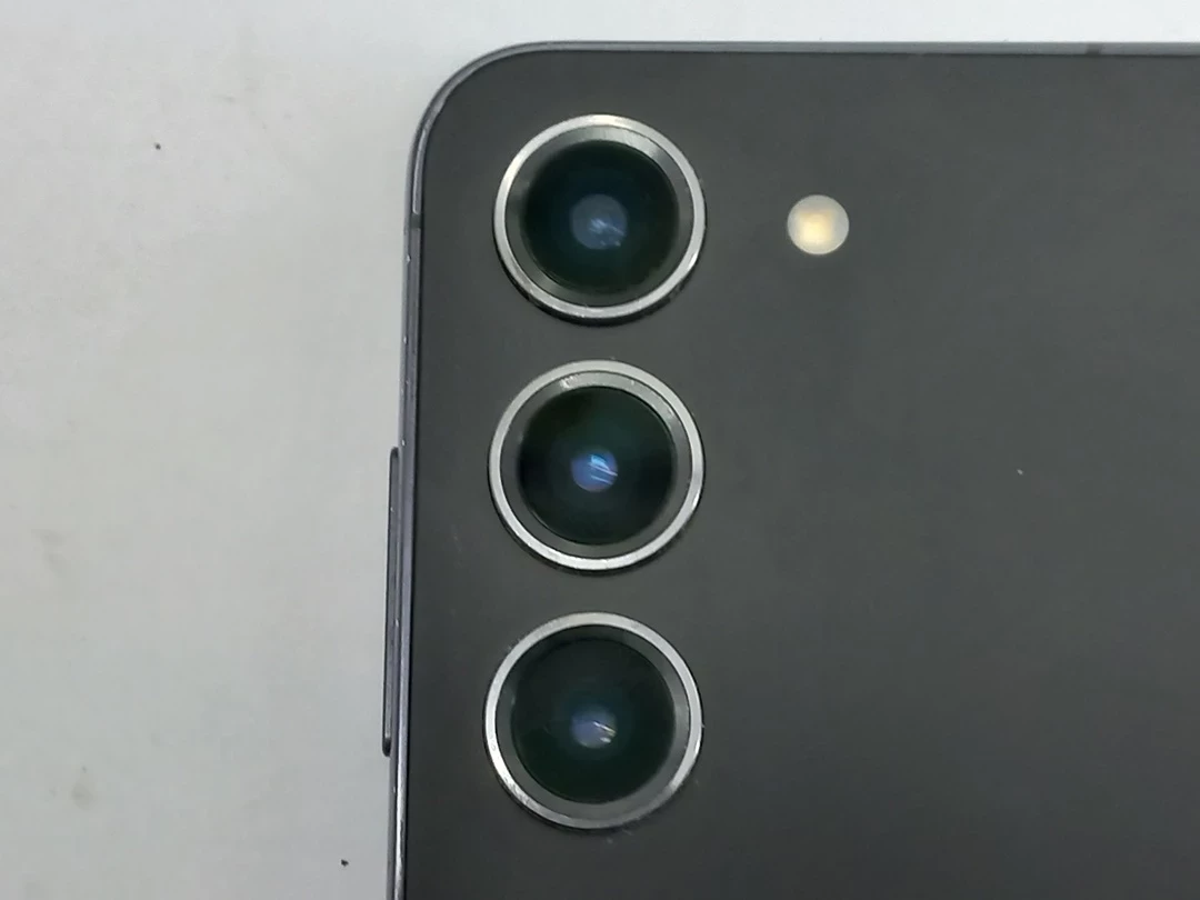 telefon-samsung-galaxy-s23-8128gb-ean-gtin-8806094688672