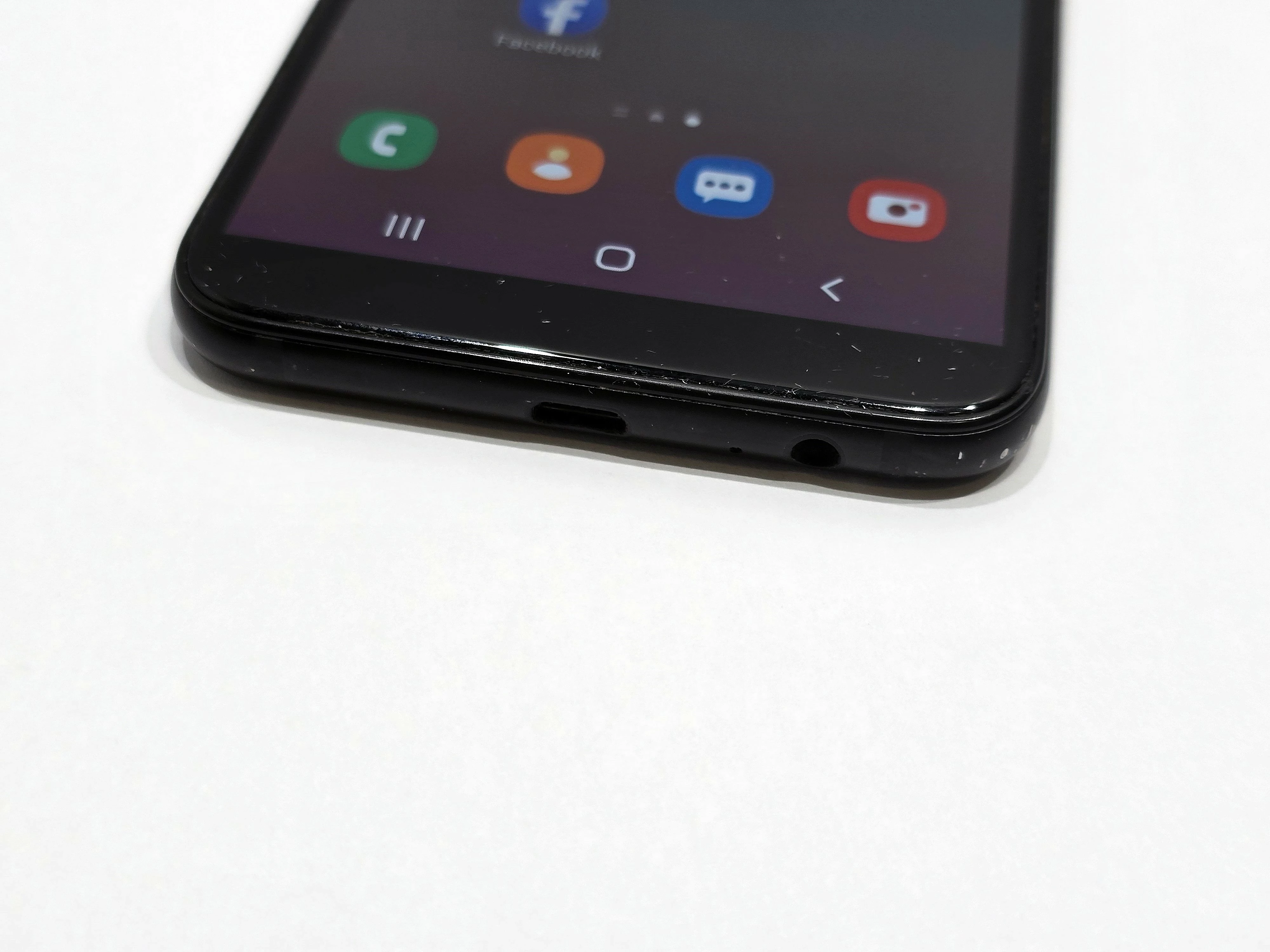 telefon-samsung-a6-typ-202685-212929