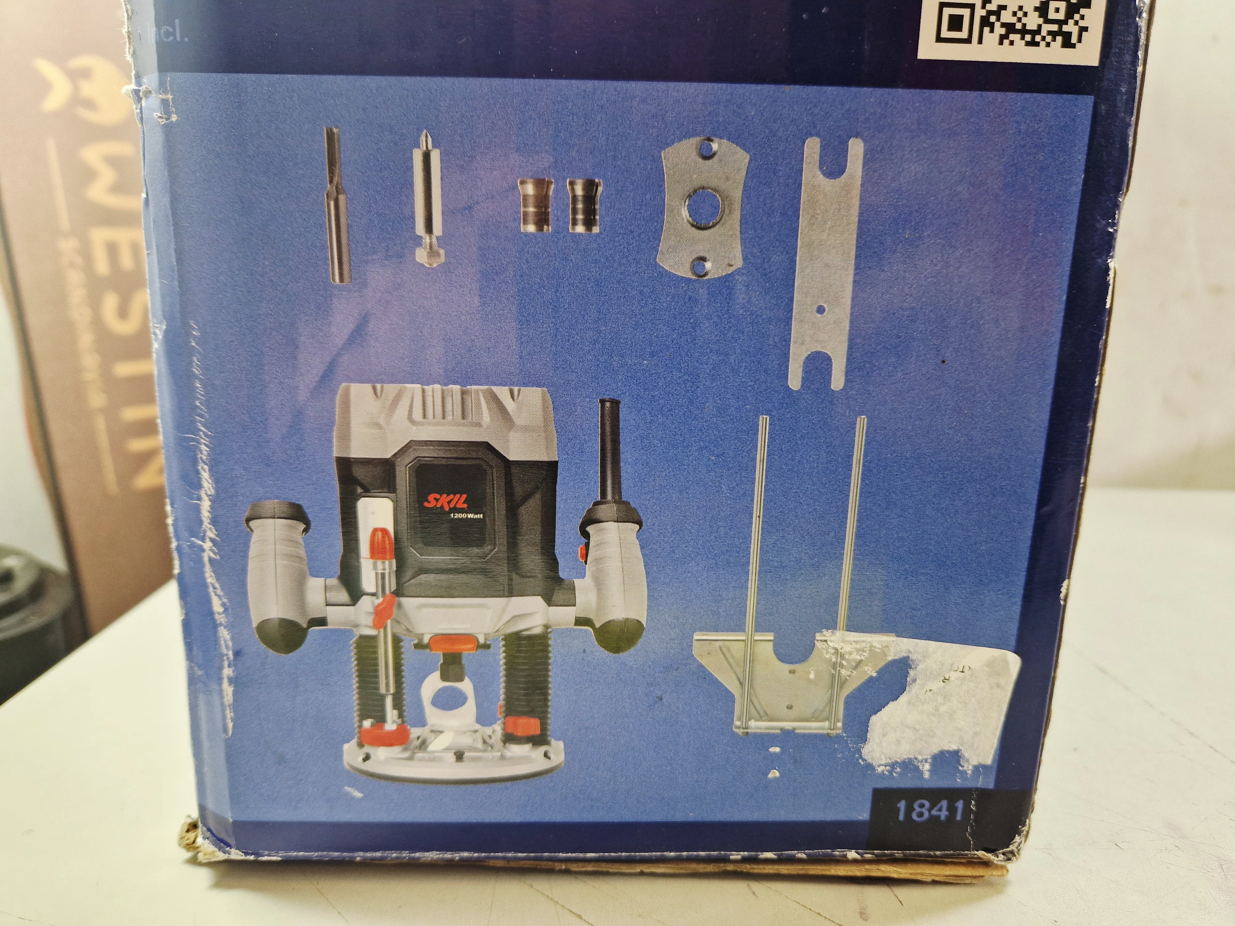 frezarka-gornowrzecionowa-skil-1200w-super-stan-kod-producenta-f0151841aa