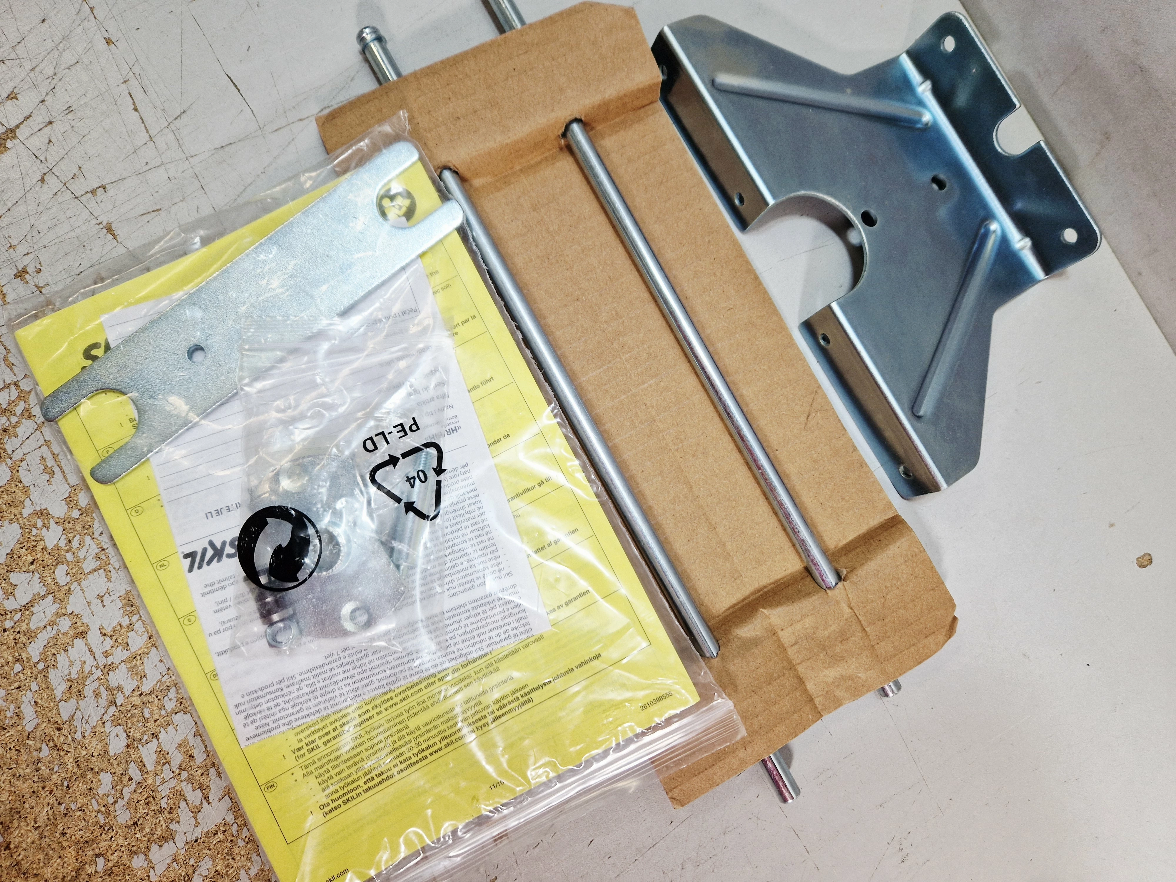 frezarka-gornowrzecionowa-skil-1200w-super-stan-product-id-055a90a8-7e18-4529-88e8-c73710eb6ca3