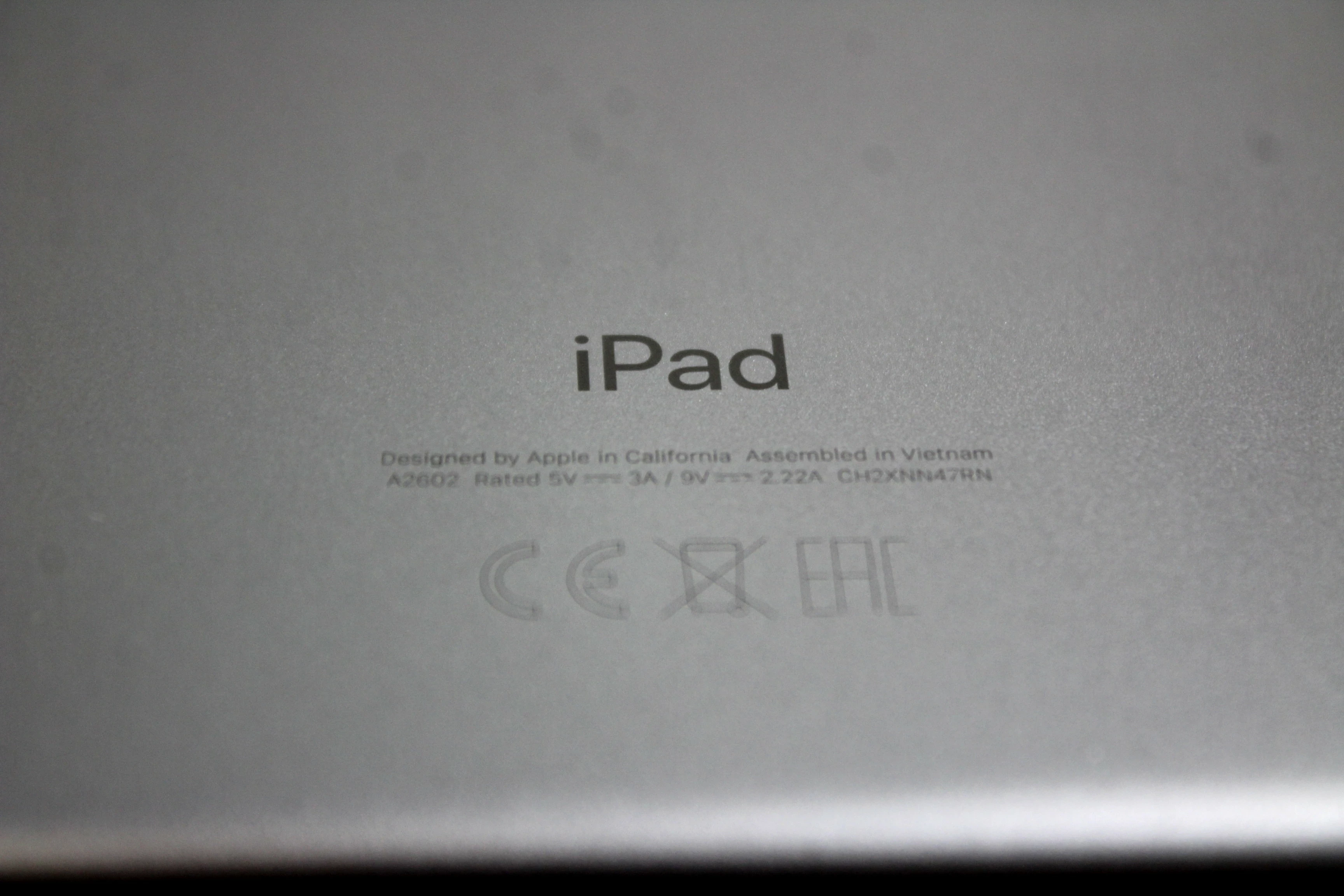 tablet-apple-ipad-102-2021-64gb-srebrny-9th-gen-a2602-przekatna-ekranu-1020