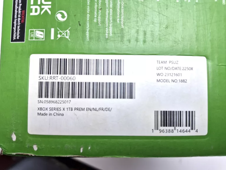 KONSOLA XBOX SERIES 1TB SSD + PAD, PUDEŁKO