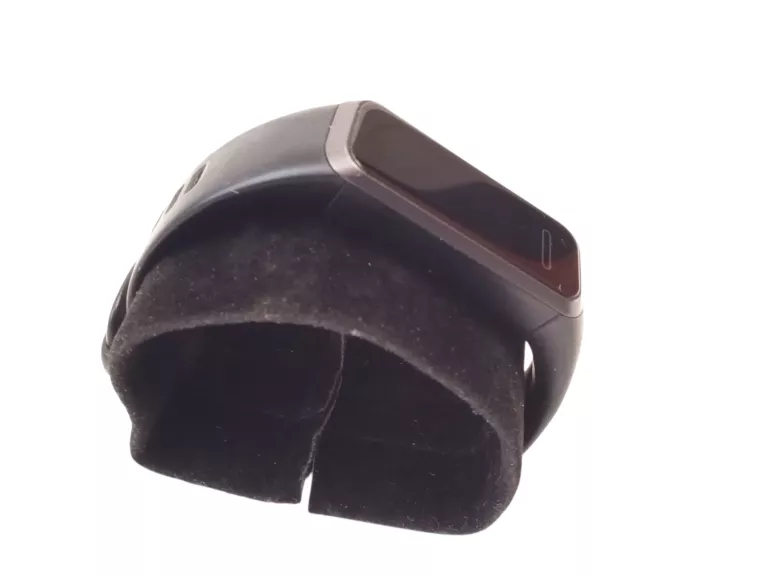 smartband-huawei-band-4-czytaj-grubosc-koperty-1250