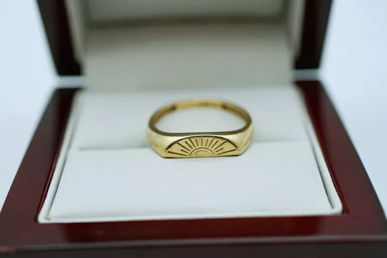 PIĘKNY ZŁOTY PIERŚCIONEK PR333 8K 1,42G R14
