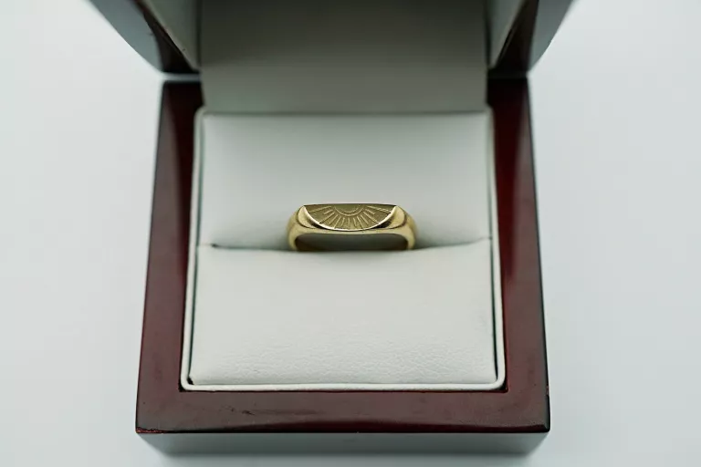 PIĘKNY ZŁOTY PIERŚCIONEK PR333 8K 1,42G R14