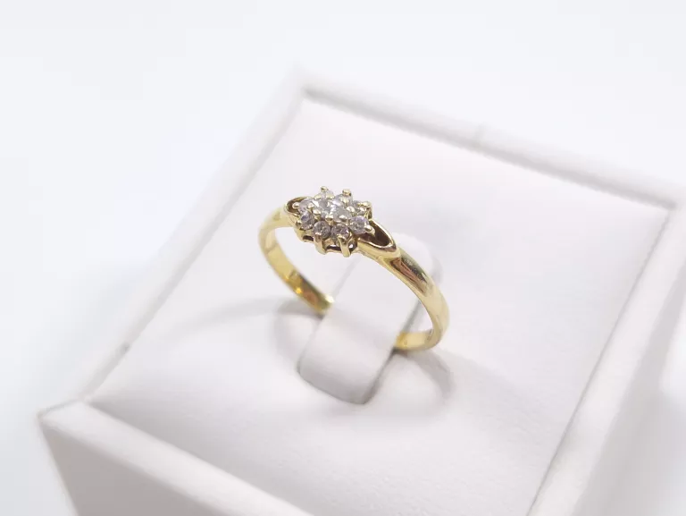 ZŁOTY PIERŚCIONEK Z CYRKONIAMI 585 1,82G 14R