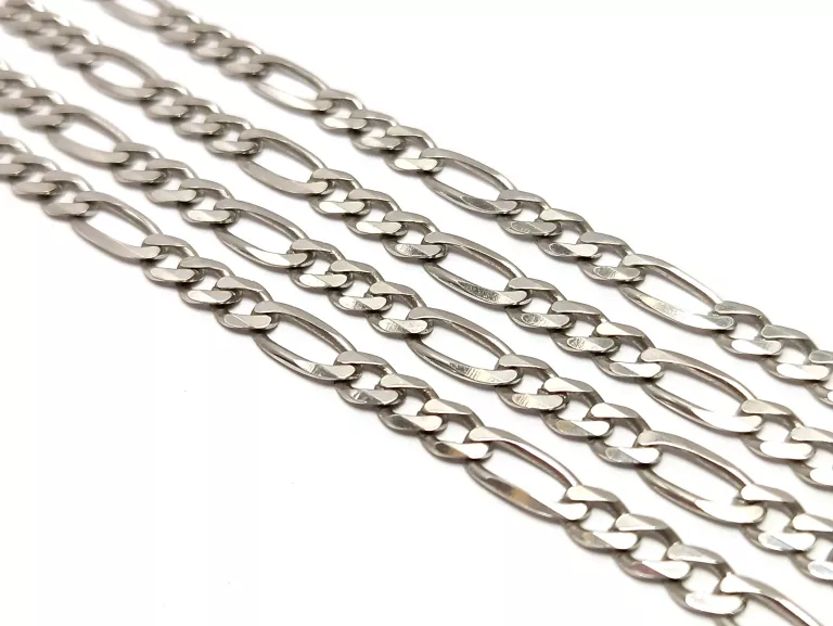 SREBRNY ŁAŃCUSZEK Z KRZYŻYKIEM SPLOT FIGARO PR 925 11,17G