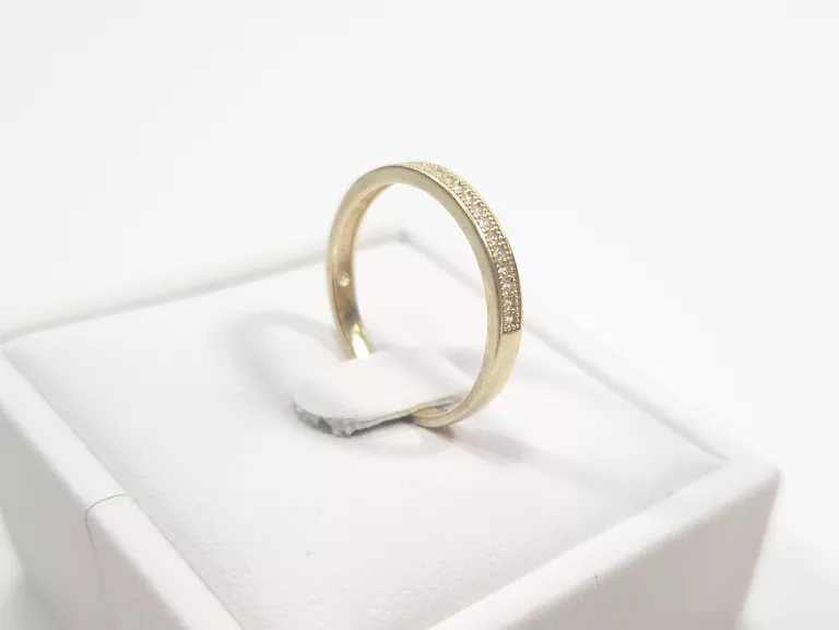 ZŁOTY PIERŚCIONEK Z CYRKONIAMI 585 1.96G R19