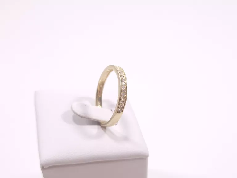 ZŁOTY PIERŚCIONEK Z CYRKONIAMI 585 1.96G R19