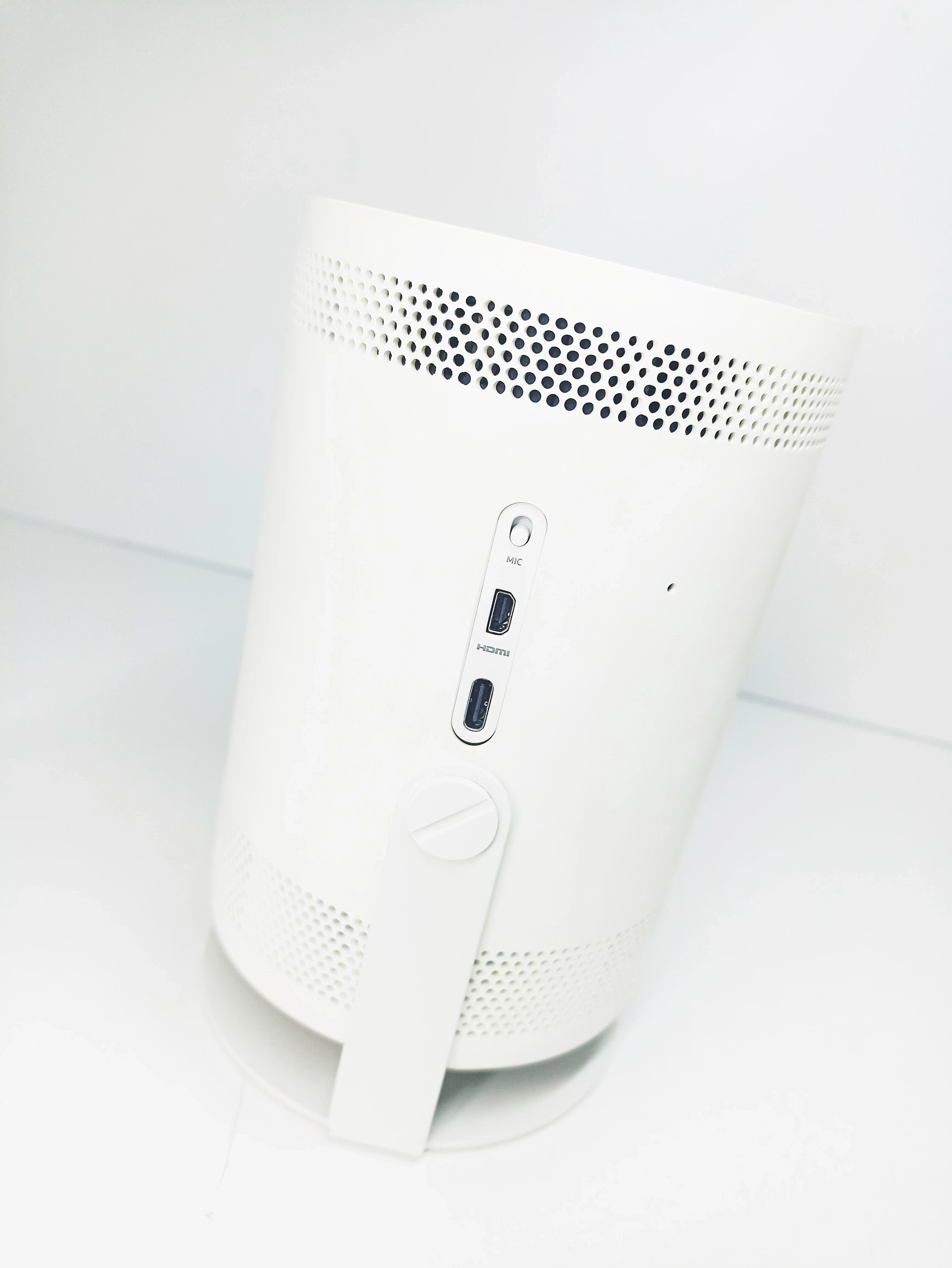 projektor-samsung-the-freestyle-gen-2-sp-lff3clax-jasnosc-lampy-ansi-230