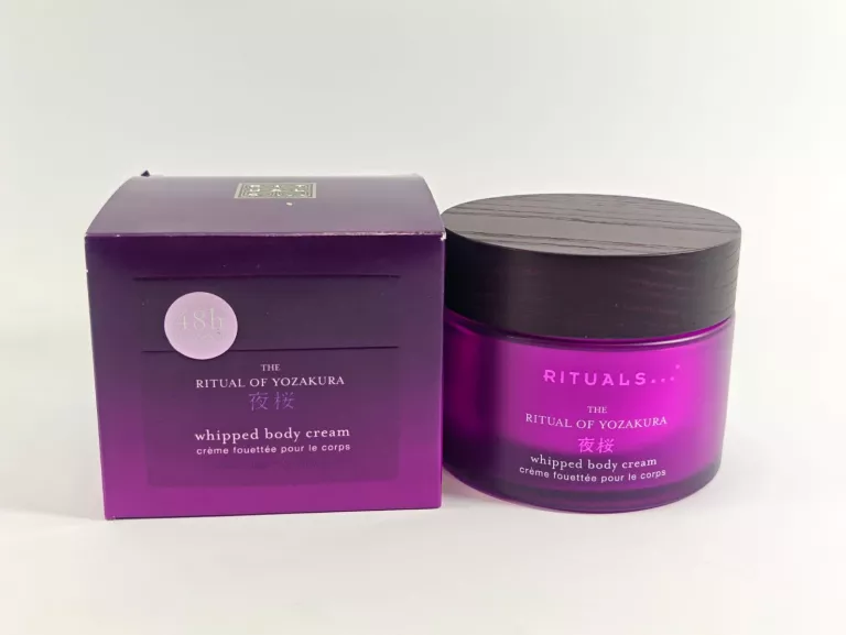 RITUALS YOZAKURA PODZIWIANIE KWIATÓW WIŚNI NOCĄ BALSAM W SZKLE WHIPPED KRE