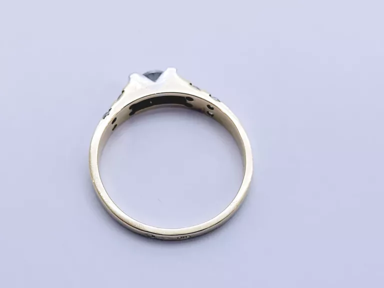 ZŁOTY PIERŚCIONEK PR 585 CYRKONIE ROZM 15