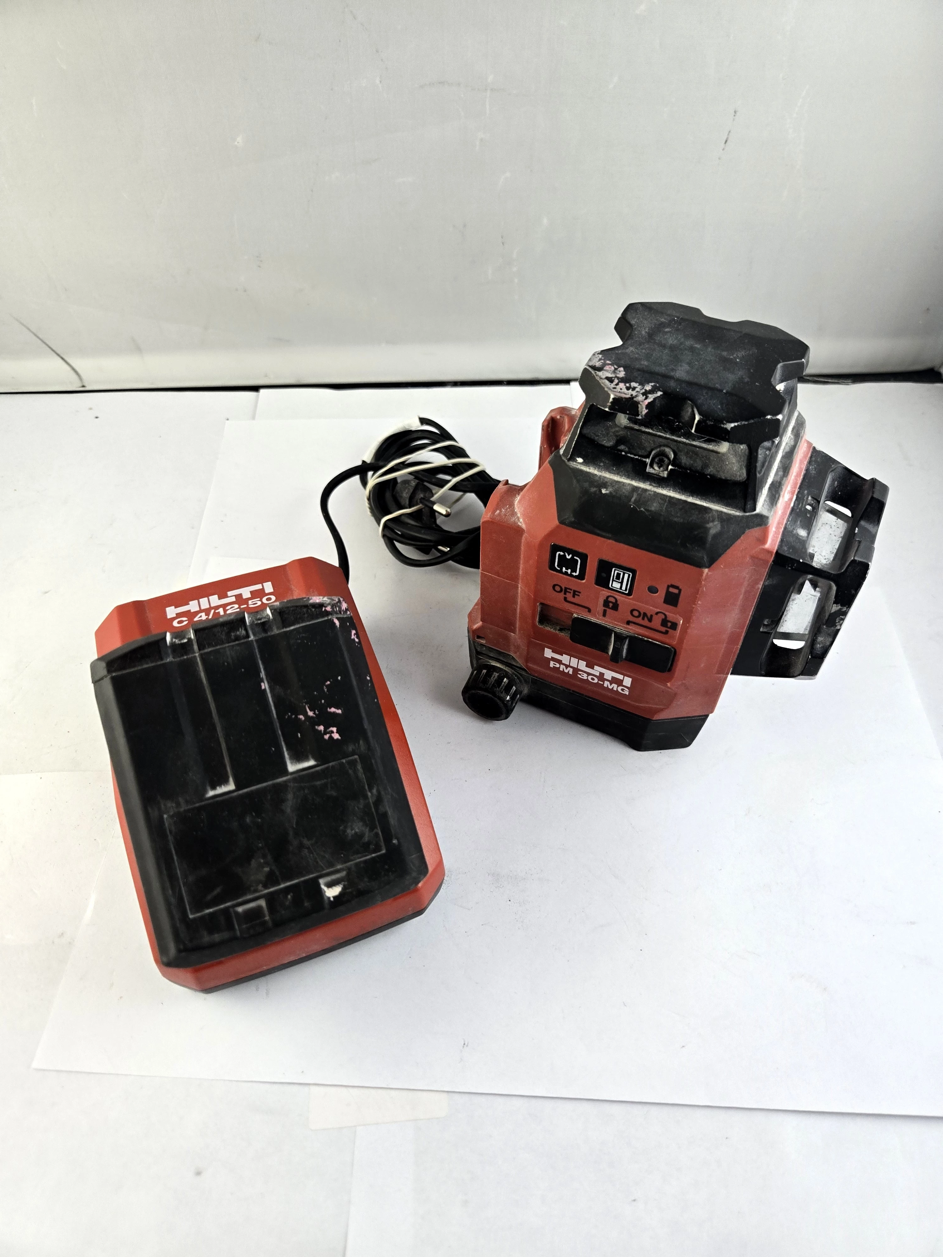 hilti-pm-30-mg-laser-akumulator-ladowarka-wyzwolenia-30-32-szczecin-rs