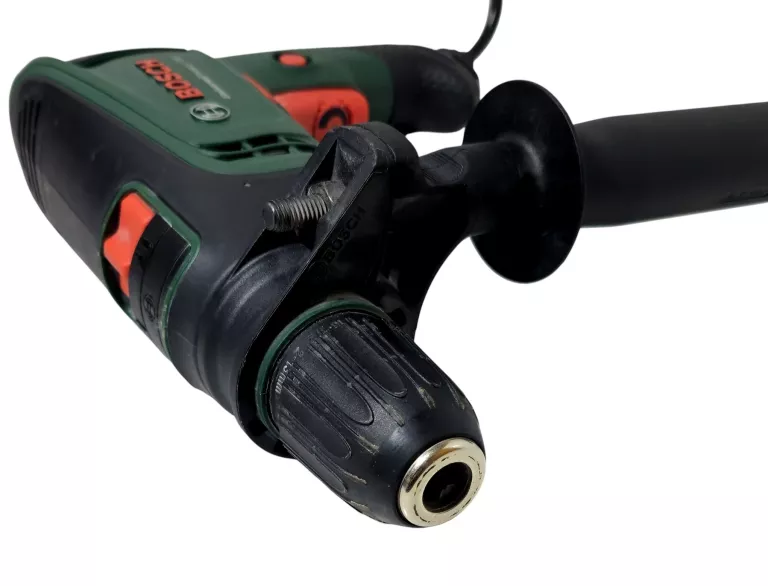 wiertarka-bosch-uniwersal-impact-730-walizka-typ-uchwytu-129629-1