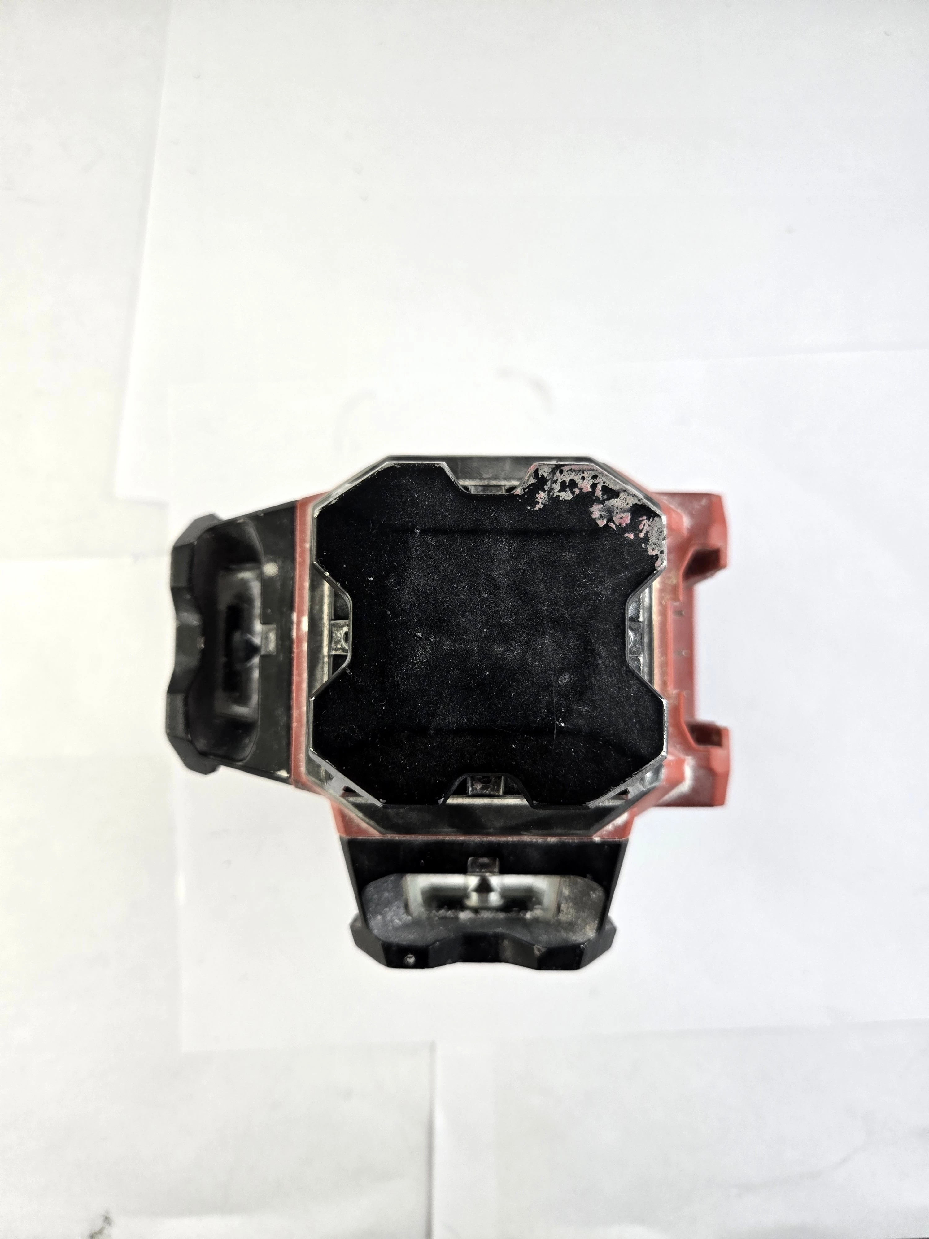 hilti-pm-30-mg-laser-akumulator-ladowarka-model-pm-30-mg