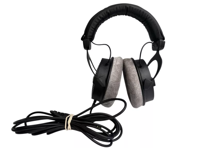 sluchawki-nauszne-beyerdynamic-dt-990-pro-czarny-pulawska-30a-piaseczno