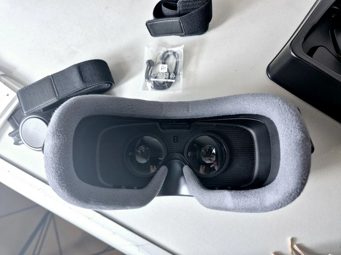 google-samsung-gear-vr-rfaj700zk9m-ean-gtin-8806088793504