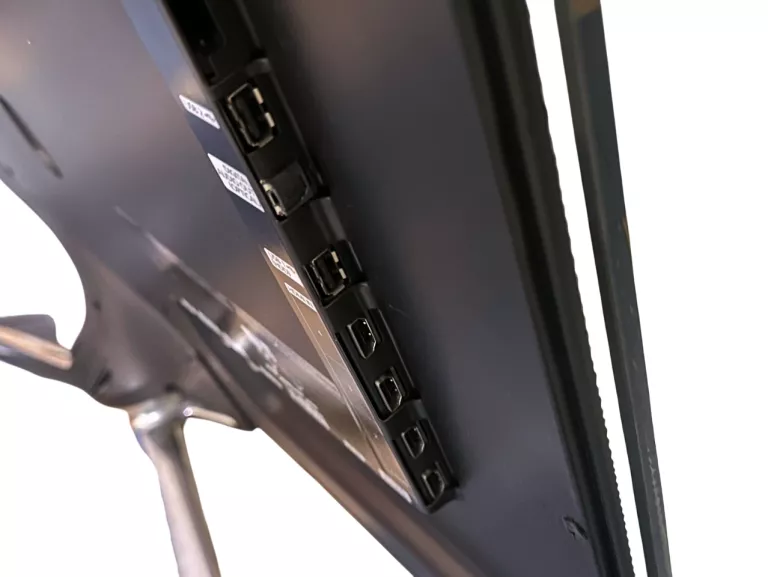 telewizor-samsung-ue37c6730us-37-full-hd-dvb-t-kod-producenta-ue37c6730usxzg