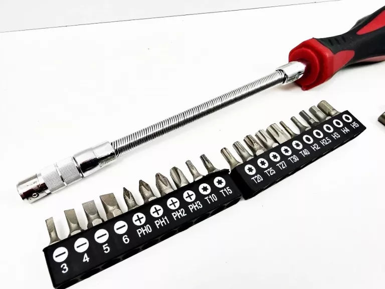 srubokret-elastyczny-zestaw-bitow-stan-11323-2