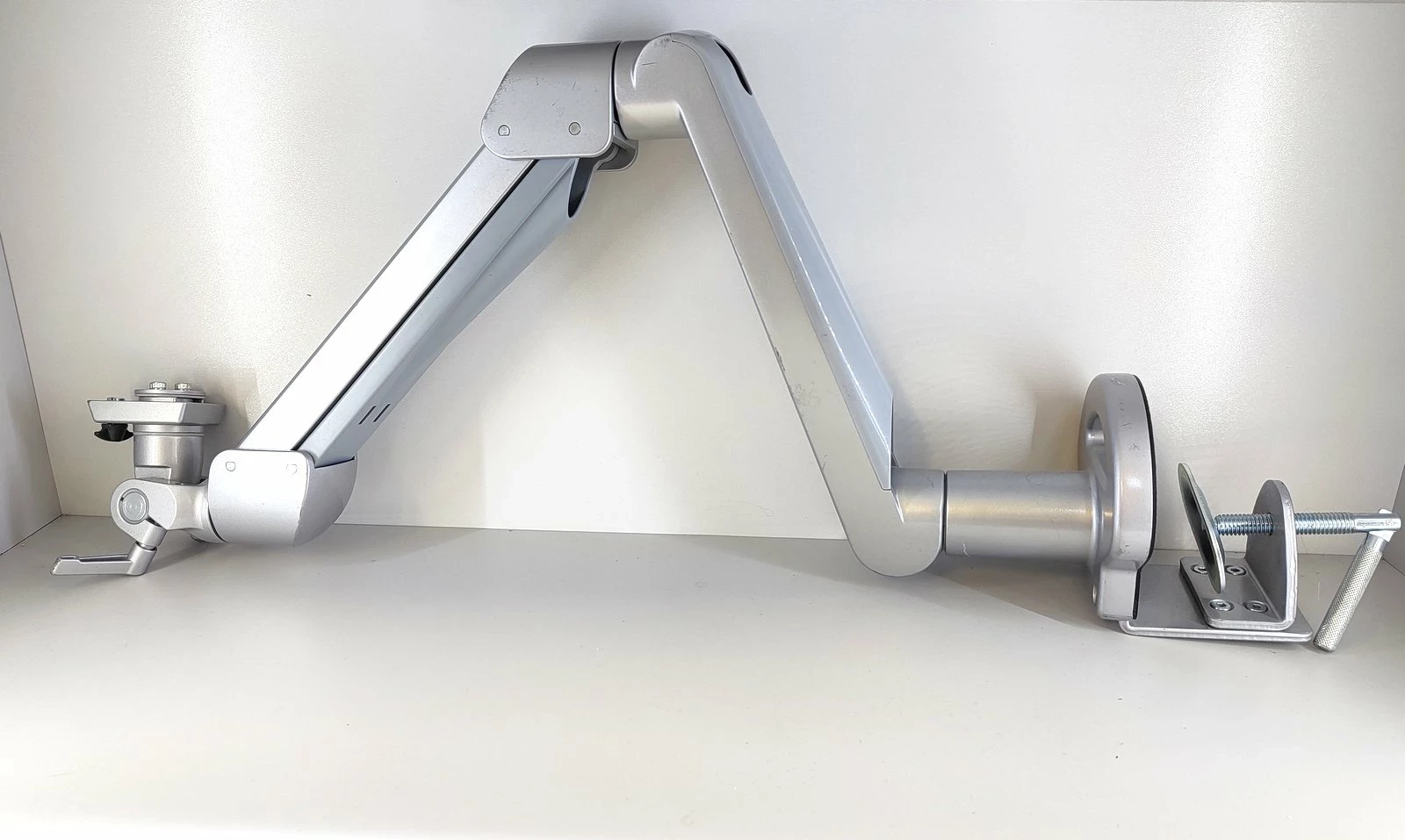 uchwyt-do-monitora-ean-gtin-7611990176229