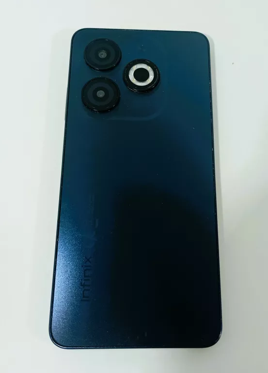 TELEFON INFINIX SMART 8