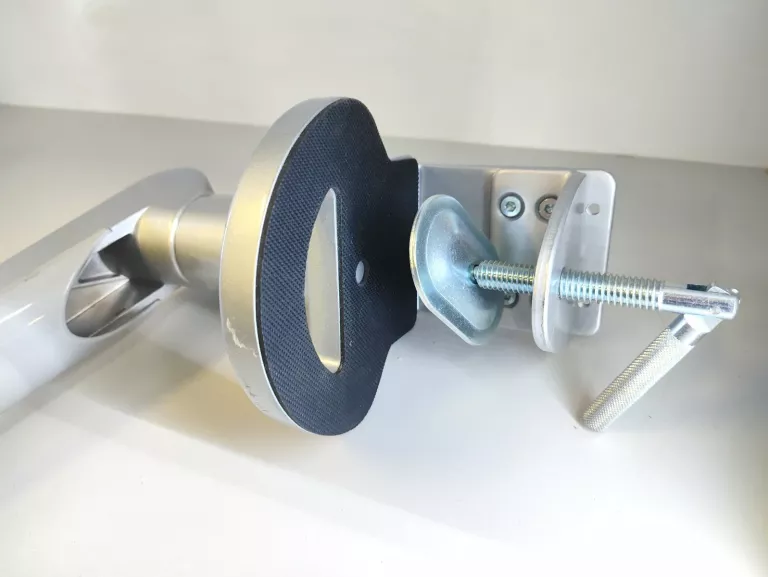 uchwyt-do-monitora-marka-248811-1735480