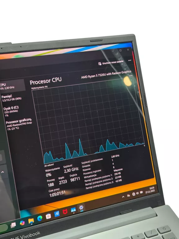 LAPTOP ASUS VIVOBOOK GO OLED 15,6" 16GB/512GB RYZEN 5 7520U RADEON GRAPHIS