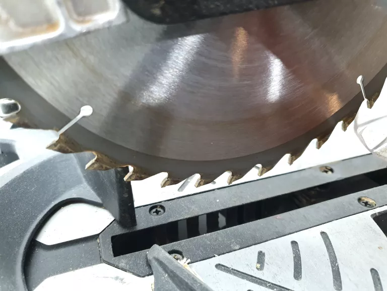 ukosnica-practyl-j1g-zp1-210-1500w-product-id-d90898de-8fec-49dd-96f8-b5b0a0493518