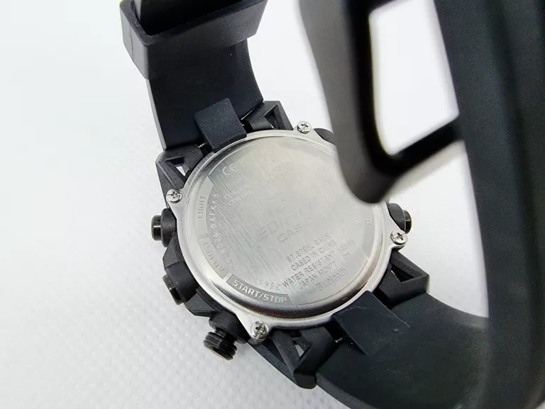 ZEGAREK CASIO EDIFICE ECB-40MP-1AEF