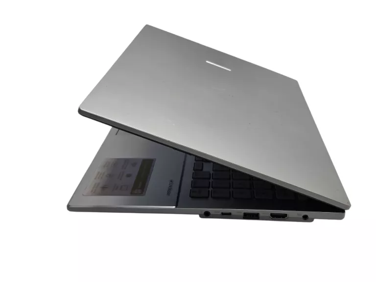 LAPTOP ASUS VIVOBOOK GO OLED 15,6" 16GB/512GB RYZEN 5 7520U RADEON GRAPHIS