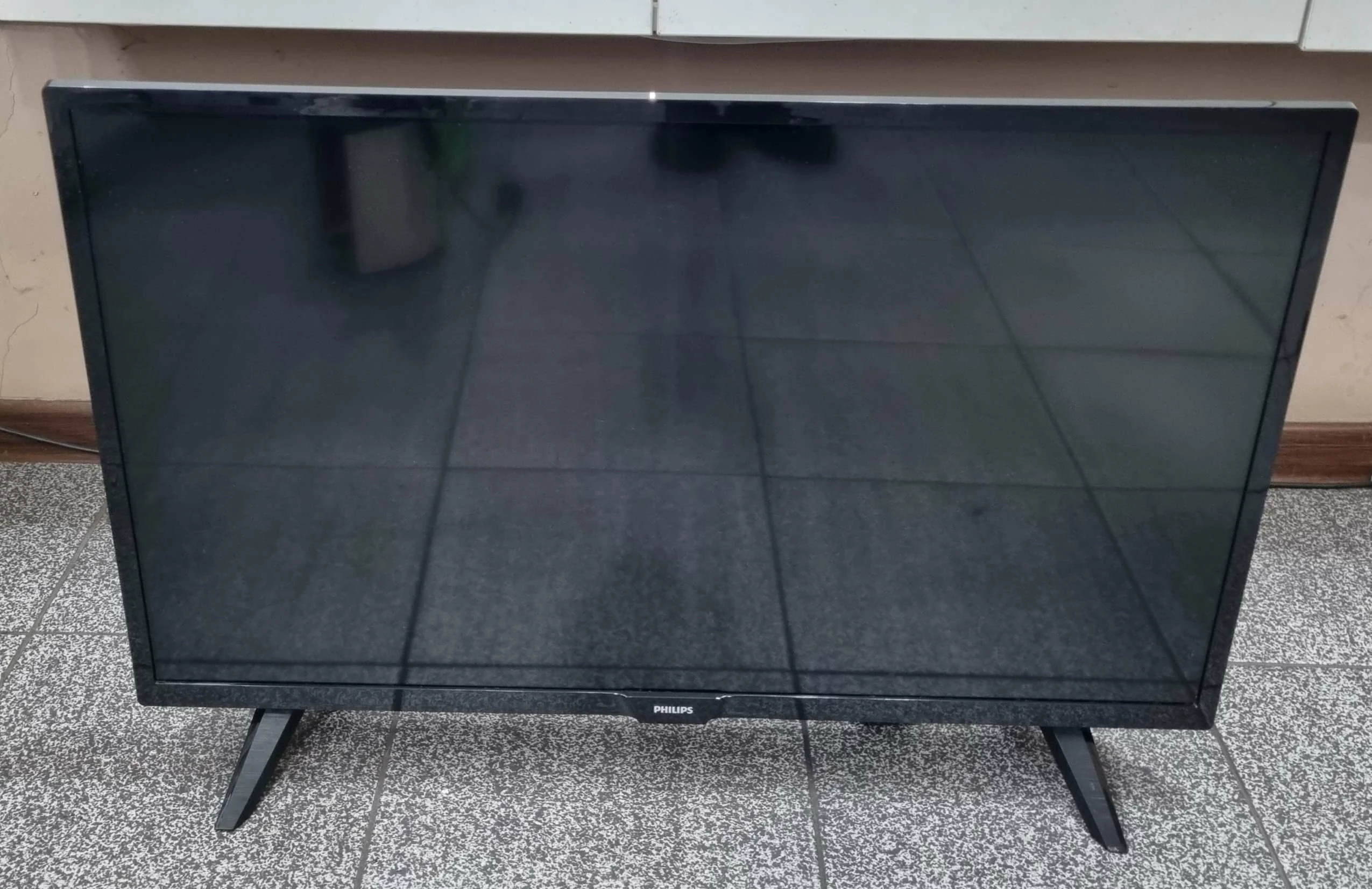 telewizor-philips-32pht411212-pilot-farbiarska-22e-mosina